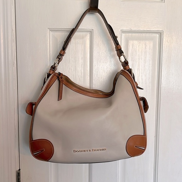 Handbags - Dooney & Bourke shoulder bag